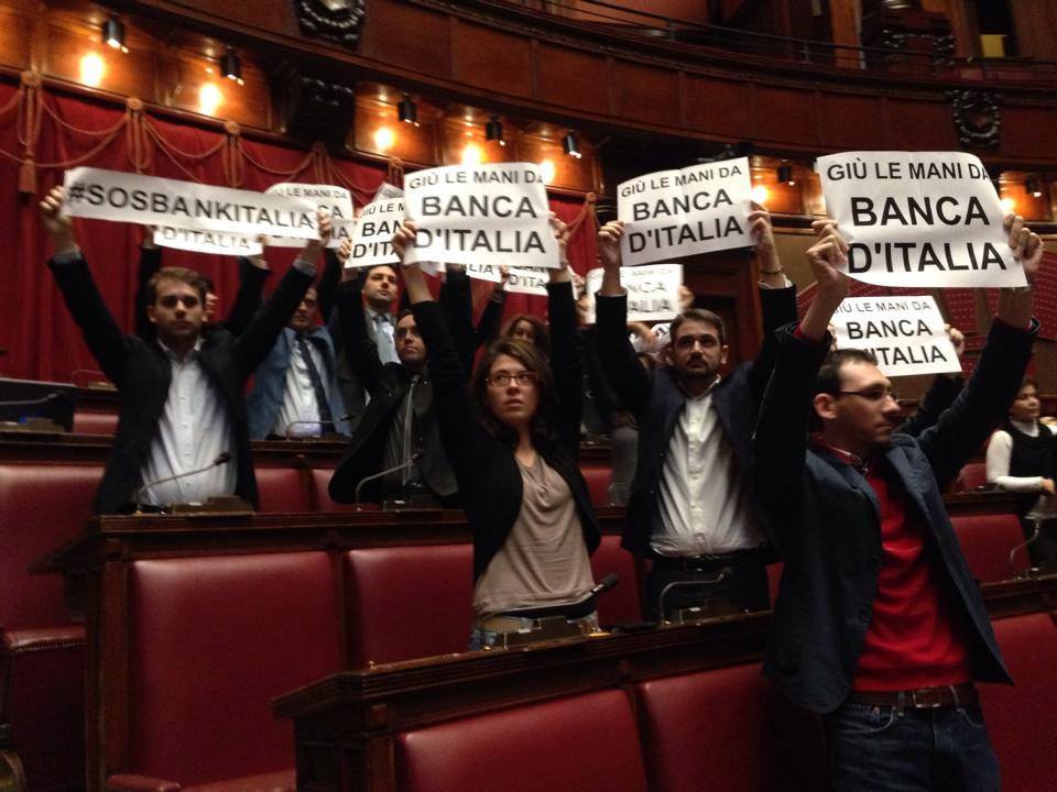 Bankitalia/Gallinella(M5St): “occupiamo l’aula per salvare le tasche degli italiani”